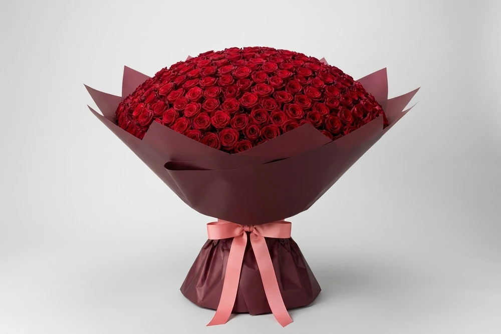 Buquê Luxuoso com 500 Rosas Vermelhas Colombianas Premium